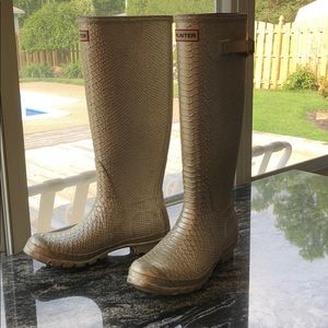 rain boots